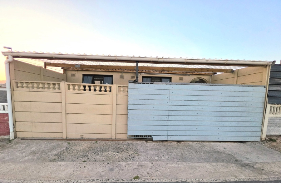 3 Bedroom Property for Sale in Steenberg Western Cape